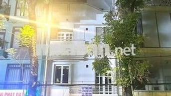 (Q7- Chính chủ) Cho thuê nhà nguyên căn mặt phố rộng