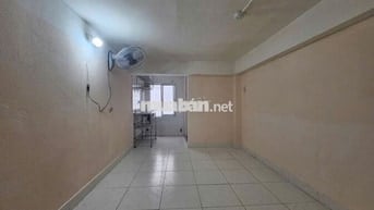 Studio cửa sổ trời gần Huflit có Thang Máy ngay vòng xoay Lê Đại Hành
