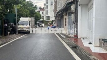 Bán nhanh 42m2 Đại Cát, có nhà C4, gần đường ô tô