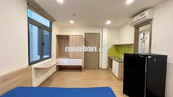 CHO THUÊ CHDV DẠNG STUDIO CỬA SỔ TRỜI GIÁP TRUNG TÂM