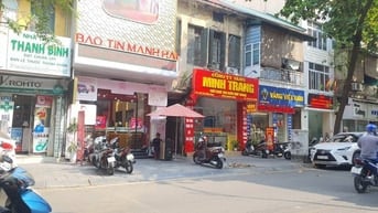 Bán nhà căn góc Đinh Bộ Lĩnh, P.26, Q. Bình Thạnh + Diện tích; 4,2x21m