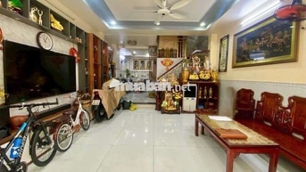 NHỈNH 10 TỶ , 60m2 , 5 TẦNG , NGANG 5m , HXH ,  E.TOWN . P13 TÂN BÌNH