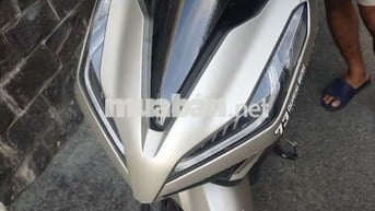 Cần bán xe Vario 150 2021 chính chủ