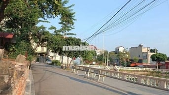 Bán gấp đất Phúc Thịnh ( Nam Hồng) ngõ Thông ô tô