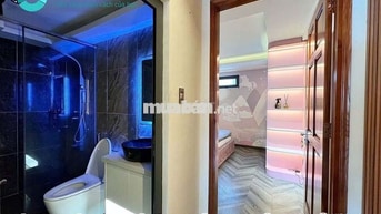 CHO THUÊ PHÒNG STUDIO NỘI THẤT CAO CẤP NẰM TRÊN TRỤC ĐƯỜNG LÊ ĐỨC THỌ