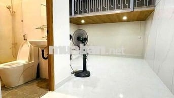 Nhà mới  đẹp cho thuê nguyên căn hẻm  nhà phạm thế hiển  F5. Q8