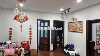 Bán Căn Họ Bùi Tư Toàn 81m2 Sổ Hồng Riêng
