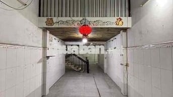 Nhà Ngay Mặt Tiền - 74m2 - 4 tầng - Sát Chà Và - Hoàn Công - hơn 7ty