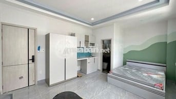 PHÒNG FULL NỘI THẤT 34m2 CỬA SỔ BAN CÔNG LỚN Ở BÌNH THẠNH GẦN Q3,Q1