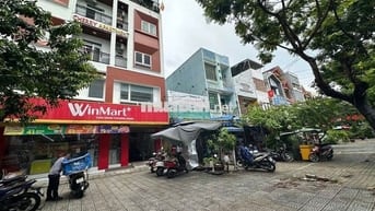 Chính chủ cần bán nhà 3 tầng mặt tiền đường 10,5m Lê Thanh Nghị