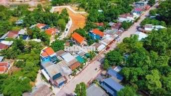 Đất Kiệt 78 Huyền Trân Công Chúa. Đường rộng 4,9m