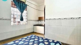 Phòng Trọ Giá Rẻ - Dạng Stduio Ngay BXQ8, Gần UEH, STU.