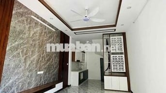 NHÀ NGUYÊN CĂN MỚI 100%. 30m2.4 TẦNG 1 TUM TẠI THẠCH BÀN LONG BIÊN.