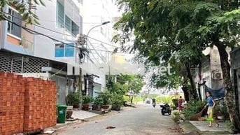 🇻🇳🇻🇳 Bán lô đất Đường thông KDC Làng đại học 100M