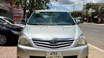 Toyota Innova 2009 G - 182000 km