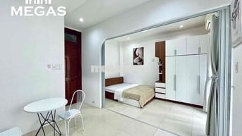 Trống sẳn phòng full nội thất gần VănLang đi bộ tới trường
