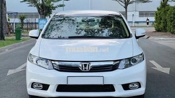 Honda Civic 1.8AT 2014 màu trắng