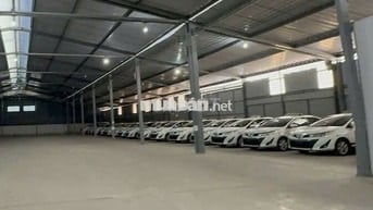 Kho diện tích lên đến 650m2 ở Nguyễn Văn Quỳ cần cho thuê gấp có pccc