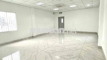 Cho thuê VP Tân Cảng 50m2 cửa sổ thoáng mát