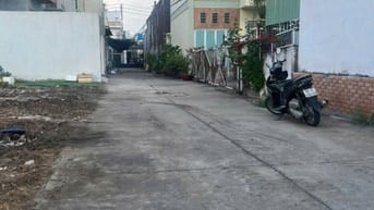 Ngộp ngân hàng nên bán gấp lô đất ở q12, dt 68m2, giá 2 tỷ 1 ( shr ) 