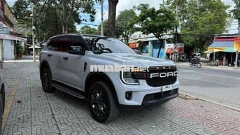 Everest mode2023  Titanium 2.0L AT 4x2 - 36000 km