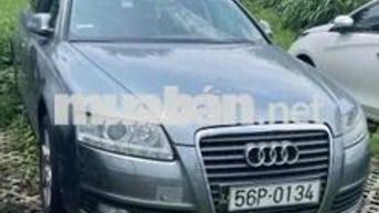 Audi A4 2010 2.0T Quattro - 50000 km