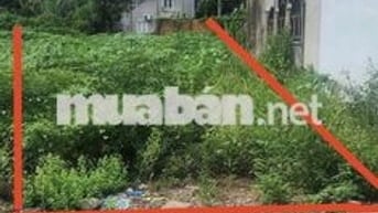 Bán đất ngộp bình dương. DT 199m2 . Thổ cư 100. Giá 480 tr