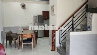 Cho thuê nhà 2 lầu Hà Huy Giáp 3 phòng ngủ hẻm ô tô gần Chợ đường