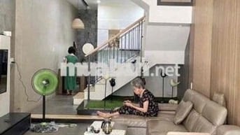 cho thuê nhà Mt thanh thuỷ 3PN