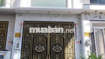 Nhà phố.....diện tích 4*14. Nhà 4 tầng 4pn...đường Nguyễn Ảnh Thủ.Q12
