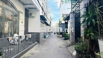 Nhà hẻm 3m quá đẹp sách vali vô ở thôi