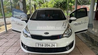 Kia Rio 2016 1.4 AT Sedan - 120000 km