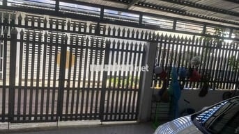nhà ngay trung tâm ngang 8m dài 15,5m