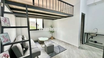 Khách em pass hợp đồng 10 tháng phòng cửa sổ trời full nội thất