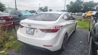 Hyundai Elantra 2014 1.6 AT - 180000 km