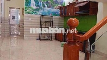 CẦN CHO THUÊ NHÀ 3 TẦNG 3 MÊ ĐƯỜNG HOÁ SƠN 2 MỚI CỨNG
