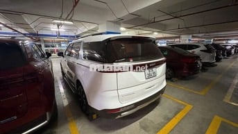 Kia Carnival 2023 Luxury 2.2D - 27000 km
