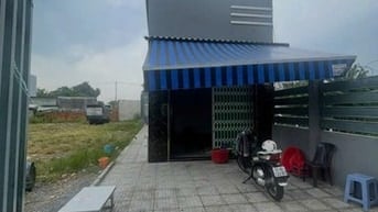 Cho thuê nhà cấp 4, Dương Công Khi, Hóc Môn 4x15m và 110m2 đất giá 7tr