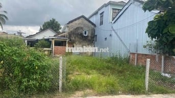 Đất kiệt Nam Kỳ Khởi Nghĩa ngay bến xe Đức Long