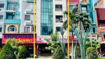 Cho Thuê Nhà Mặt Tiền Phan Xích Long, Phường 1, Quận Bình Thạnh