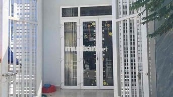 Bán nhà ở gia đình mật tiền đường Ngô Gia Khảm gần Biển 02 phòng ngủ