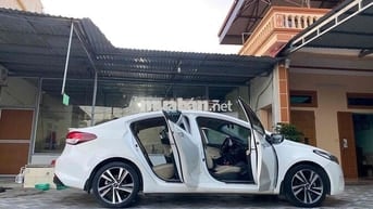 Kia cerato 2018 Mt