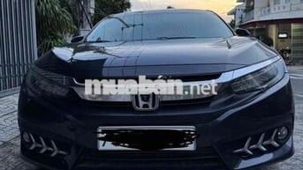 Honda Civic 2018 1.5L Vtec Turbo - 47000 km