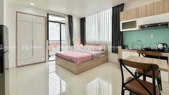 STUDIO 40M2 CÓ BAN CÔNG NGAY SÂN BAY - GẦN TRUNG TÂM