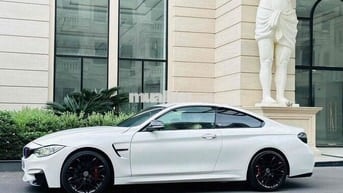BMW 4 Series 2015 428i Coupe - 81000 km
