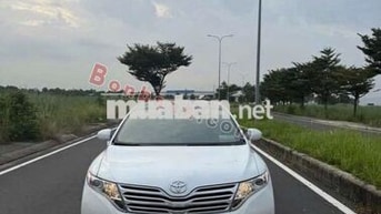 Toyota Venza 2.7 2009-Màu Trắng