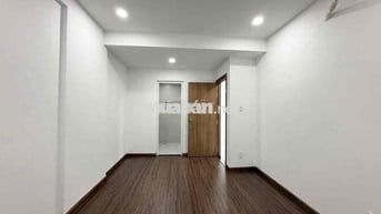 Cần share lại 1 phòng căn hộ chung cư Bình Chánh