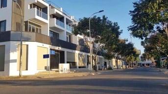 Cần bán KDC Long Thành - giá chỉ 16triệu/m2 - Sổ Hồng Riêng - Cách Sân