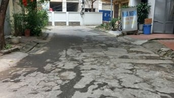 Bán nhà ngõ 165 phố Cầu Giấy DT: 48m2, Nhà xây 5 tầng