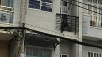 Chính chủ bán nhà 462 Phạm Văn Chí, Quận 6, trệt, 4lầu có hẻm sau 4,5m